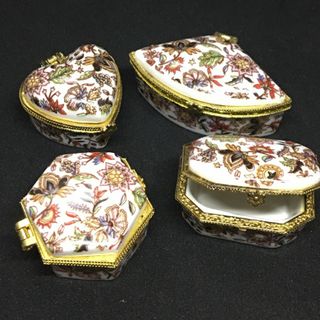 Hộp 4 cái hoa văn đựng quà bằng gốm sứ bốn mẫu mini