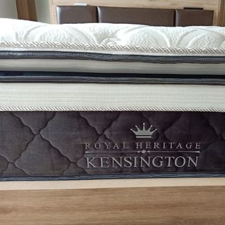 Đệm lò xo túi độc lập Royal Kensington Dunlopillo Anh Quốc