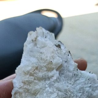 thạch anh trắng nguyên khối