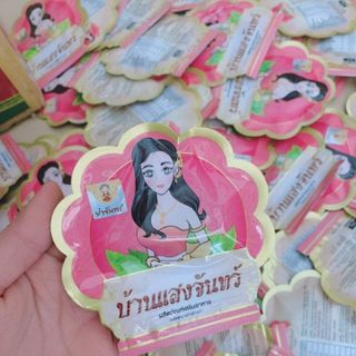Viên nở ngực cô tiên