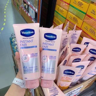 ( ) Dưỡng Thể VASELINE 4X tinh chất ngọc trai