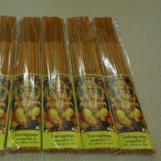 Nhang thần tài Thái Lan