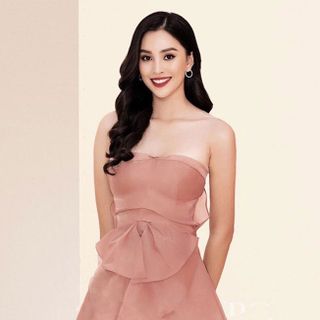 ĐẦM VOAN XÒE CÚP NGỰC