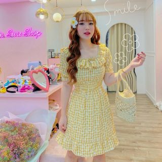 Đầm hoa cúc bẹt vai