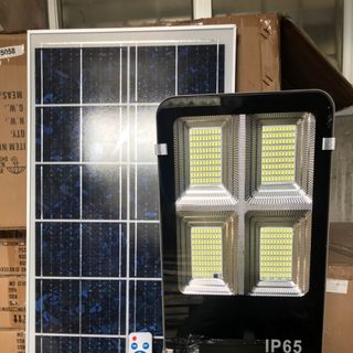 Đèn đường LED 150W năng lượng mặt trời giá sỉ