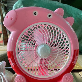 Quạt mini hình thú kute về nhiều