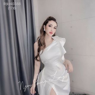 ĐẦM BODY LỆCH VAI XẺ ĐÙI