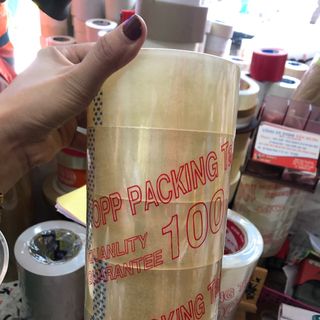 Băng keo dán thùng giấy