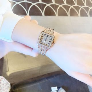 Đồng Hồ Nữ Davena Mặt Vuông Vàng