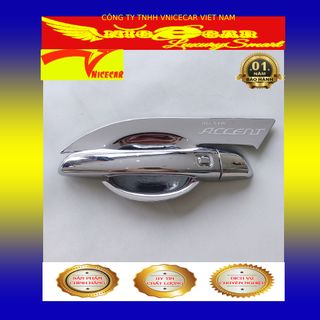 Tay nắm cửa và hõm tay dòng xe ô tô Hyundai Accent 2018