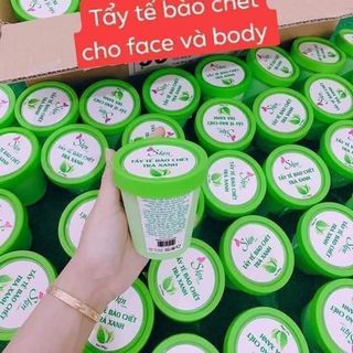 Tẩy tế bào chết trà xanh