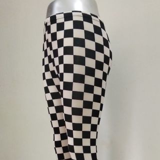 Quần legging hoạ tiết độc lạ