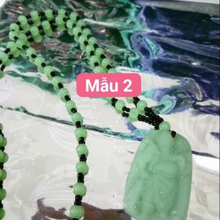 Dây chuyền phong thủy mặt đá cầm rất nặng tay