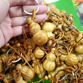 Móc khóa bằng gỗ mẫu hồ lô