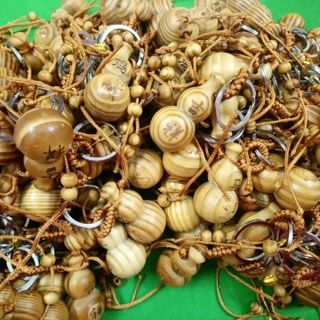 Móc khóa bằng gỗ mẫu hồ lô