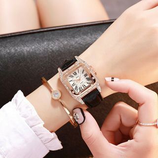 Đồng Hồ Thời Trang Nữ DZG