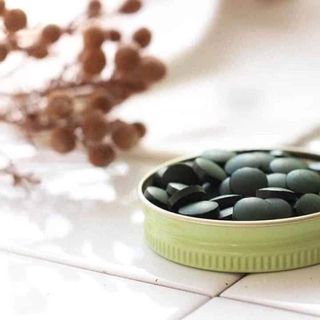 Viên uống tảo xoắn Spirulina Nhật Bản - Hộp 2200v