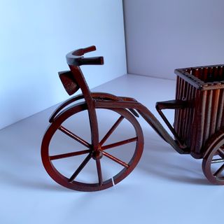 Xe 3 bánh kéo thùng gỗ trang trí