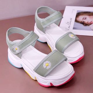 Giay sandal hoa cúc đế bánh mì