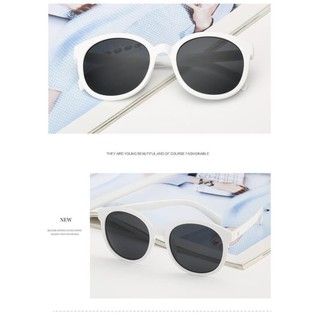 Kính chữ V thời trang đẹp Kính gọng trắng hottrend