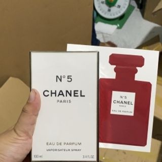 Nước hoa nn5 đỏ