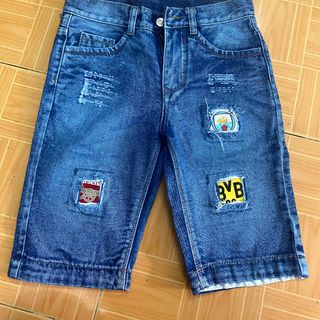 Quần Short jean rách