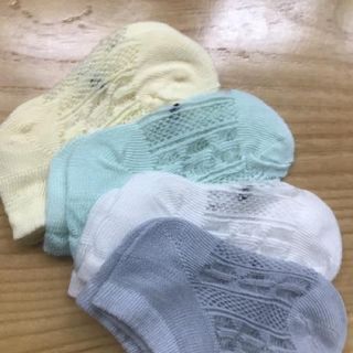 Set 5 đôi tất lưới cho bé sơ sinh đến 3 tuổi