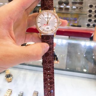 Starke Nam viền đính đá