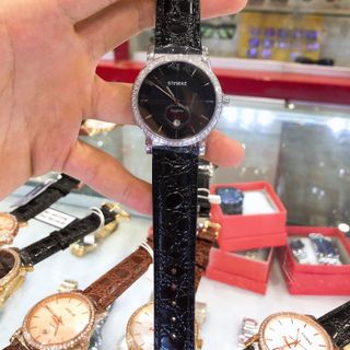 Starke Nam viền đính đá