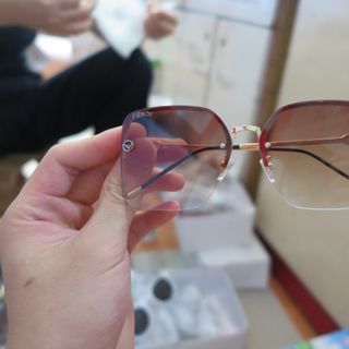 Kính Fendi 2 màu
