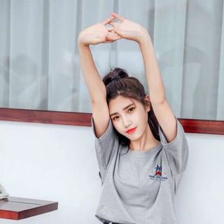 Áo thun tay lỡ - phông rộng - giấu quần