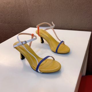 Giày sandal sang chảnh giá rẻ