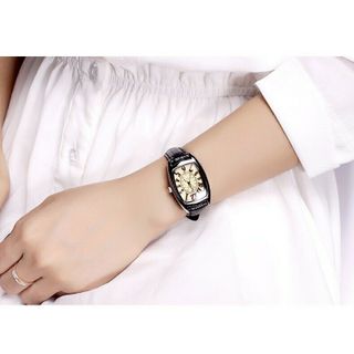 Đồng Hồ Thời Trang Nữ Mặt Chữ Nhật
