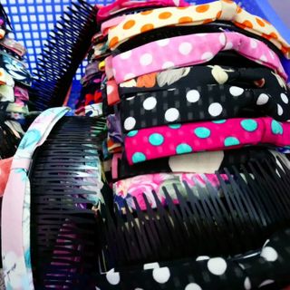 Kẹp tóc lược tóc. Đủ màu