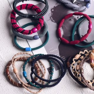 Cột tóc đủ mẫu ngẫu nhiên 1k5