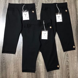 Quần legging ngố ong chất umi - ảnh tự chụp, bao chất