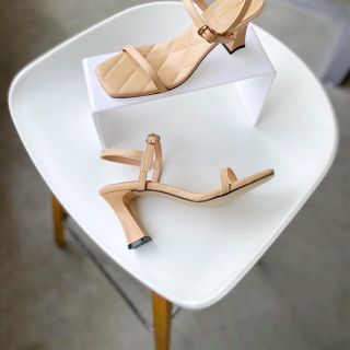 Giày sandal gót sang chảnh