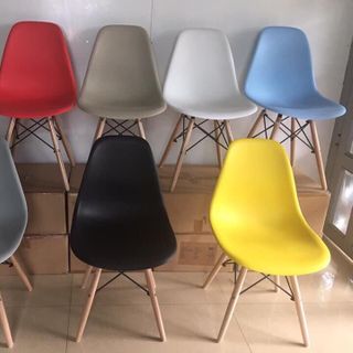 Ghế nhựa eames, ghế ăn, ghế cafe chân gỗ