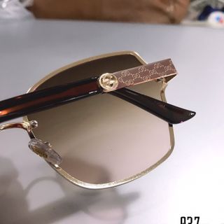 MẮT KÍNH 037