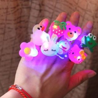 Nhẫn có đèn đủ mẫu