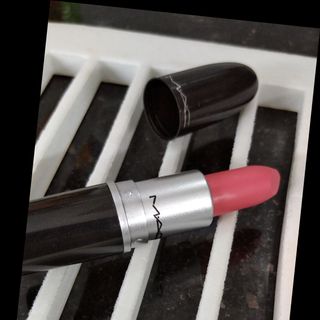 Son lì đủ màu rất đẹp son thỏi