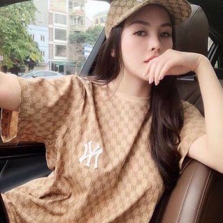Áo thun tay lỡ