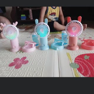 quạt cầm tay