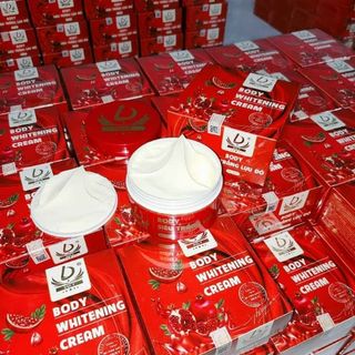 Kem body lựu đỏ Duly