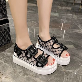 Giay sandal đế bánh mì