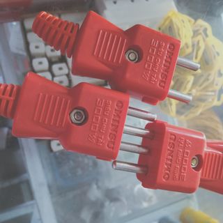 Phích cắm chịu tải cao 3000w