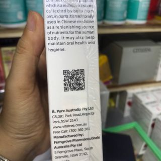 Chai xịt họng keo ong VITATREE-ÚC 25ml