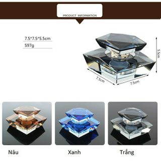 Nước hoa pha lê đặt taplo trong xe ô tô