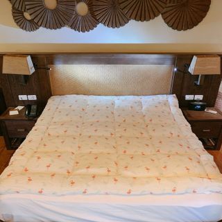 Topper, tấm làm mềm nệm tiêu chuẩn 5 sao cực êm