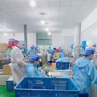 Khẩu trang hàng VN 4 lớp bao đẹp